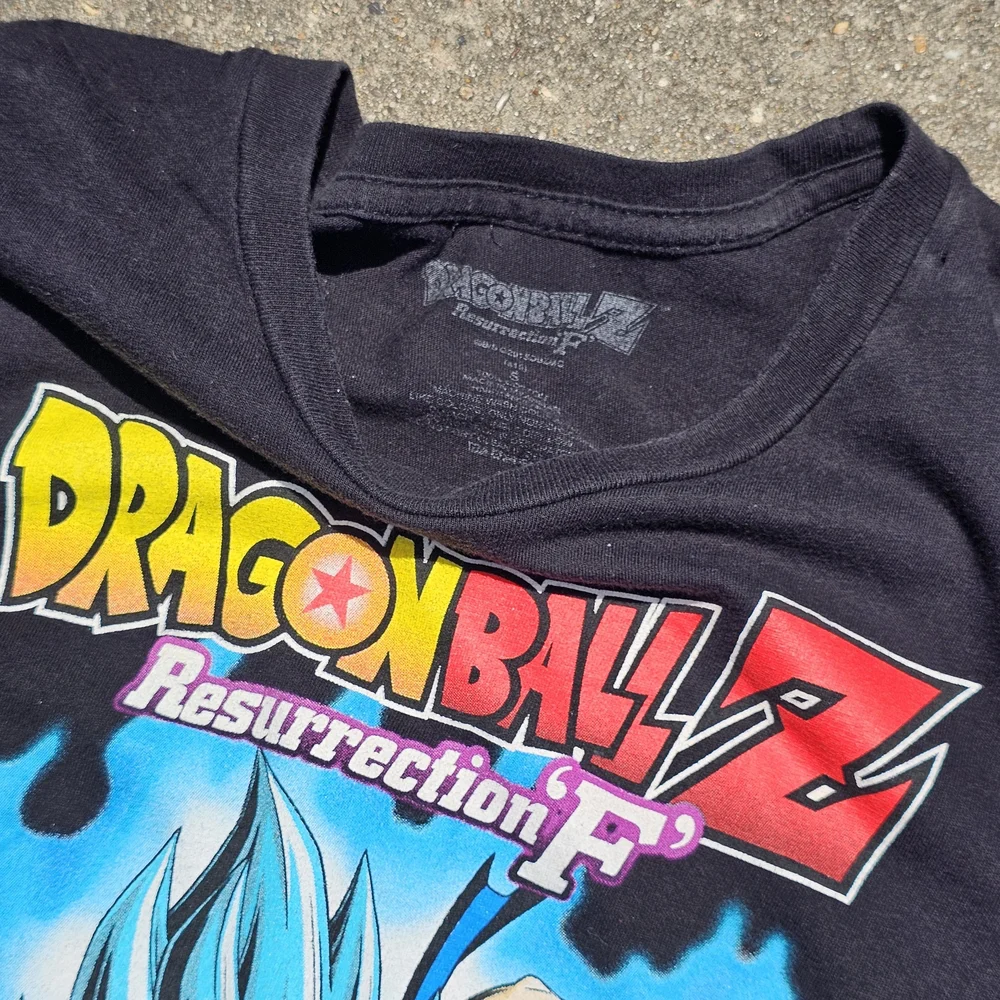 Dragon Ball Z Resurrection F Graphic T-Shirt Regulae Fit Small - Picture 3 of 3